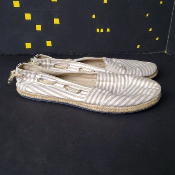 Nautica Striped Slip Ons - Picture 4 of 7